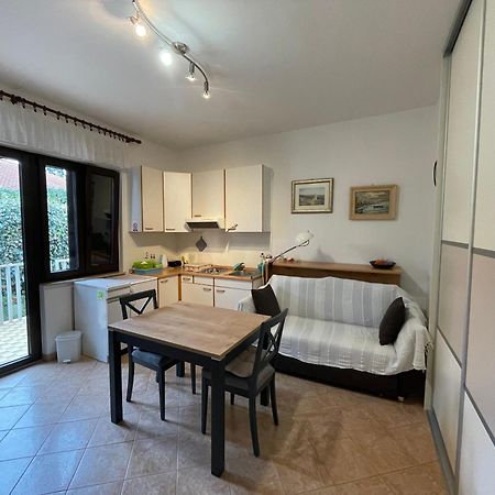 App Rojko Apartman Lovrečica Kültér fotó